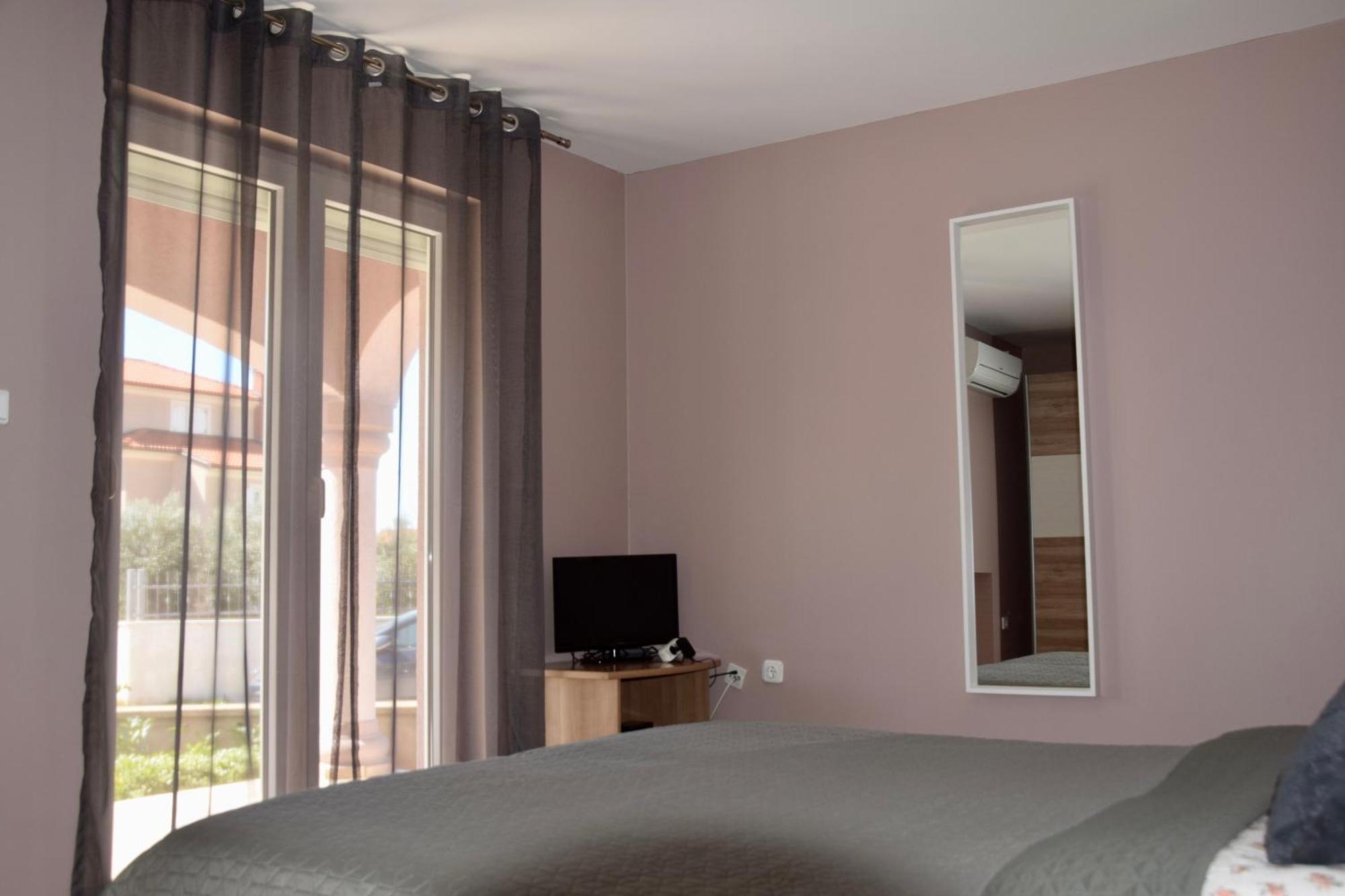 Apartments Vukalovic 2 Medulin Kültér fotó